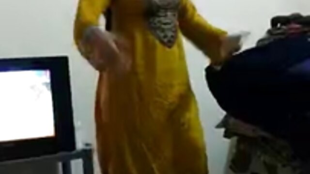 अश्लील कोई पंजीकरण  शावर में जूलिया ऐन सेक्सी हिंदी एचडी मूवी कमबख्त